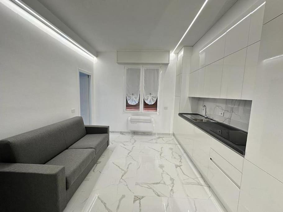Suite Aurora Luxury In The Center Of サンレモ エクステリア 写真