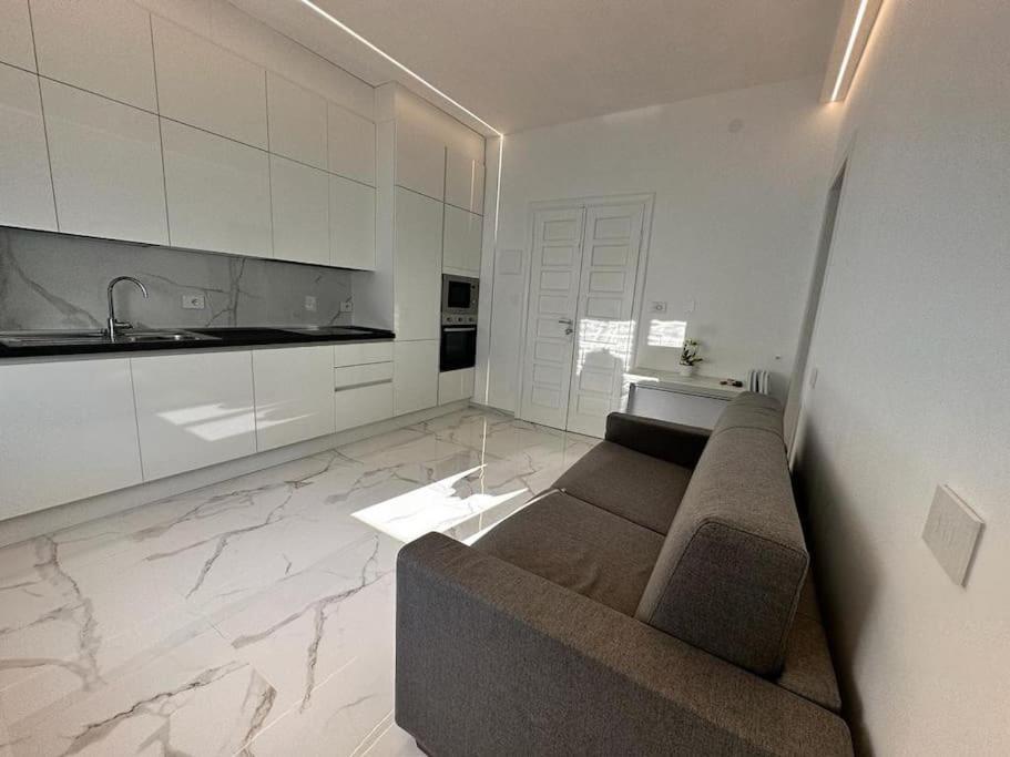 Suite Aurora Luxury In The Center Of サンレモ エクステリア 写真