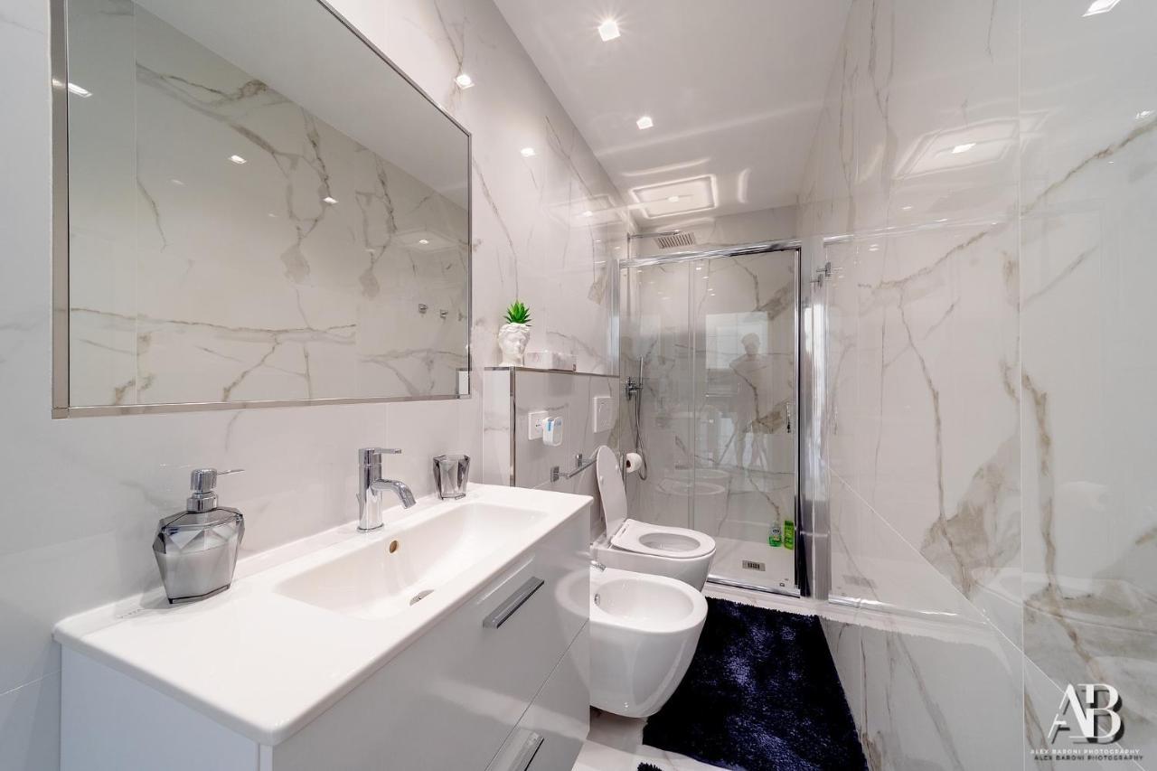 Suite Aurora Luxury In The Center Of サンレモ エクステリア 写真