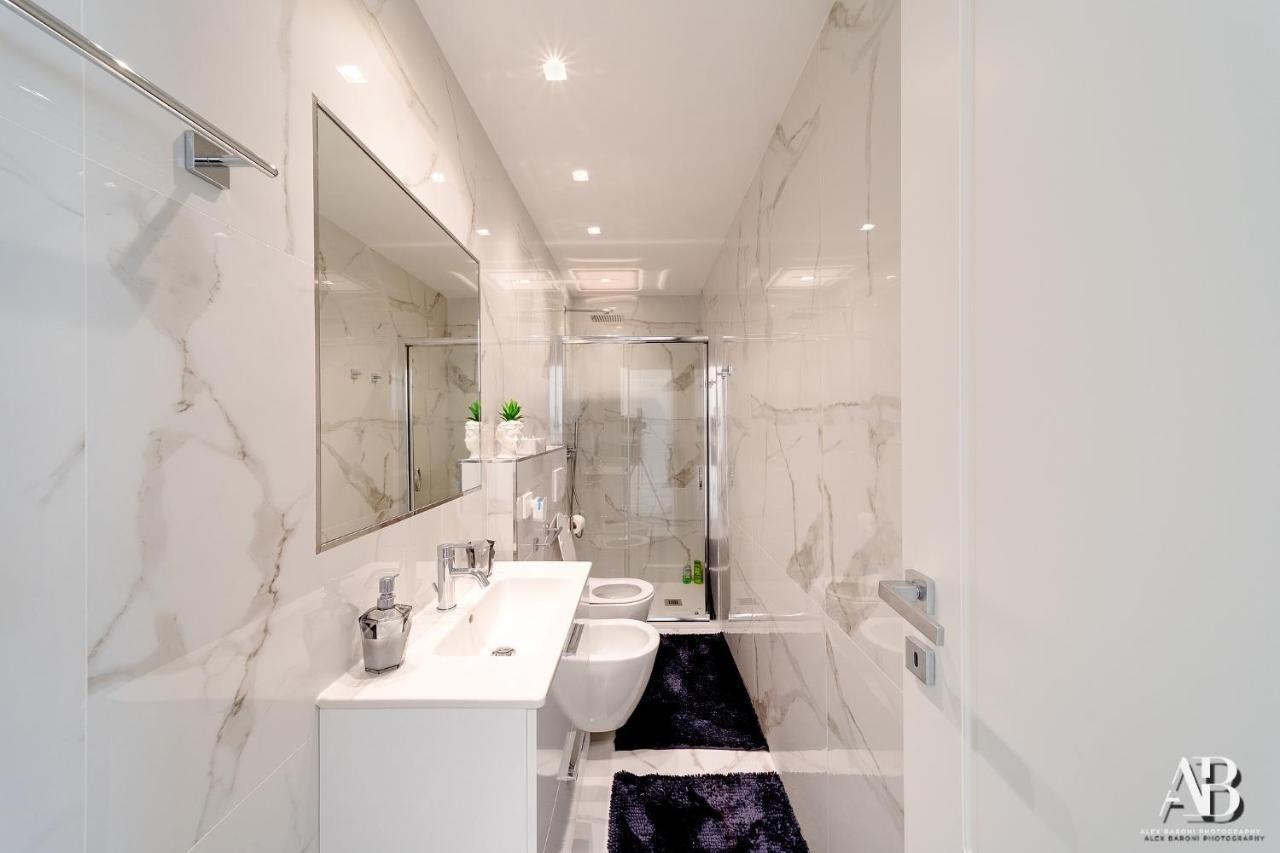 Suite Aurora Luxury In The Center Of サンレモ エクステリア 写真