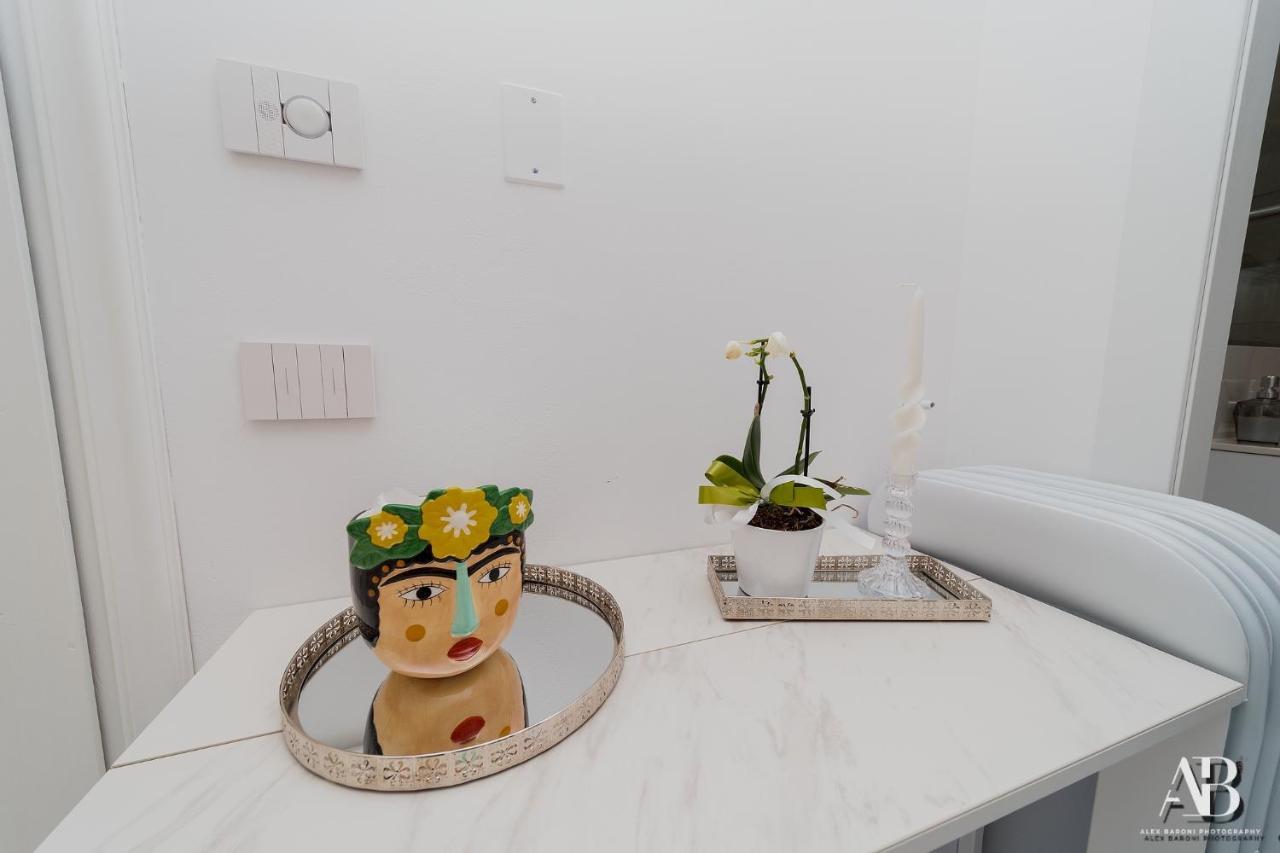 Suite Aurora Luxury In The Center Of サンレモ エクステリア 写真
